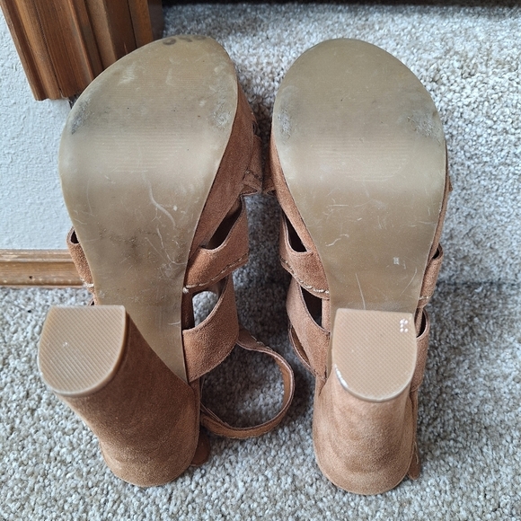 Steve Madden Ricki Boho Tan Suede Peep Toe Buckle High Heel Club Womens Size 9M - Picture 8 of 9
